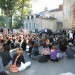 Devant la préfecture